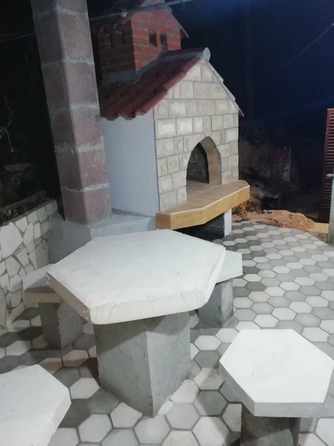 Apartman Radic Ston Exterior foto